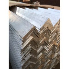 Алюминиевый уголок 100х60х7 L= 3м АД31Т1